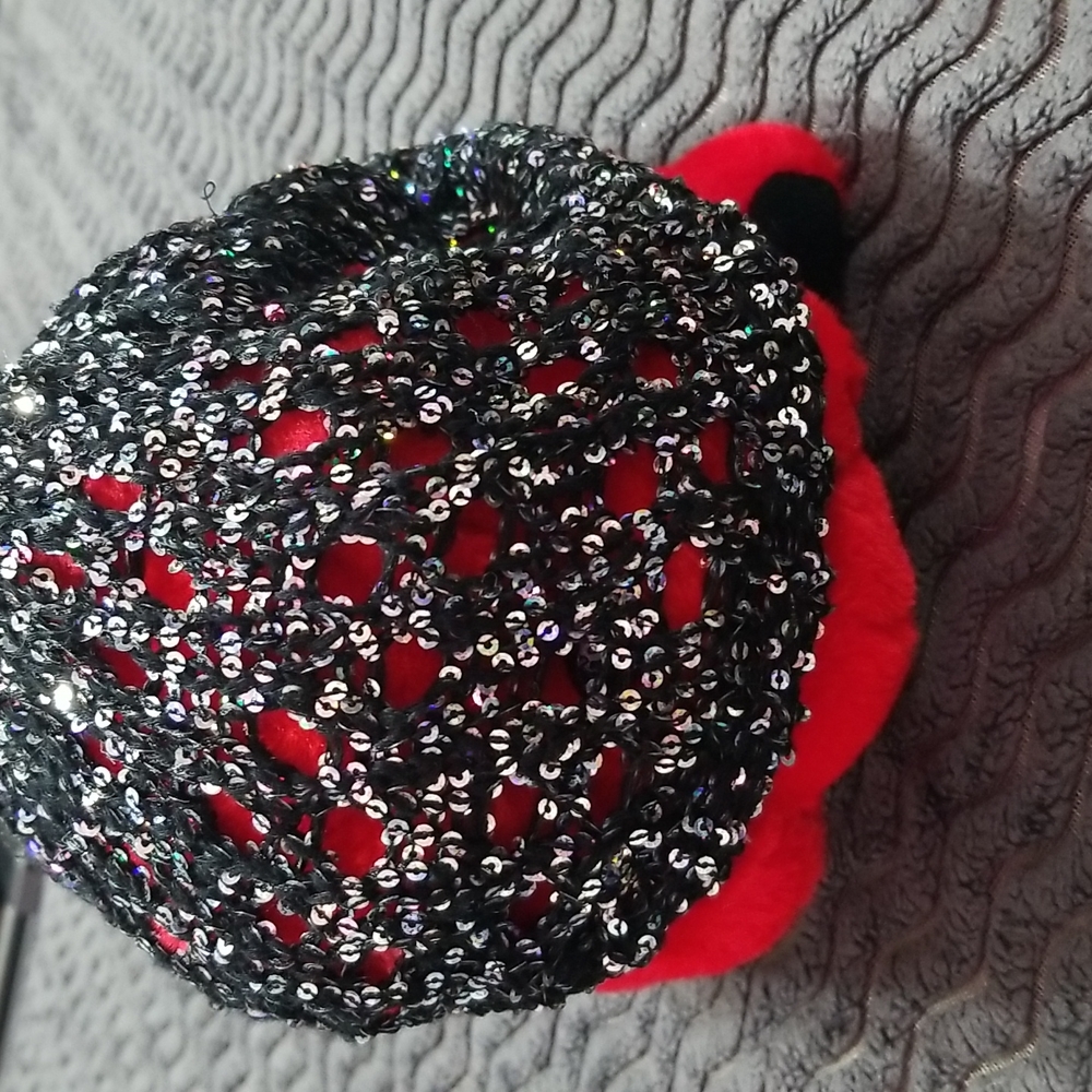 Sparkly sequined hat 💕